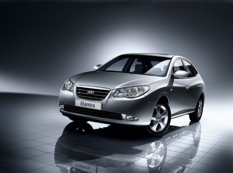 Hyundai Elantra. ����������� ��������